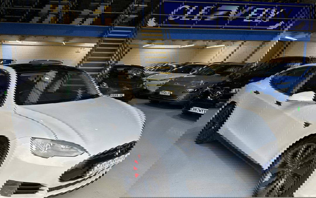 Tesla Model S P90D 7 Seater