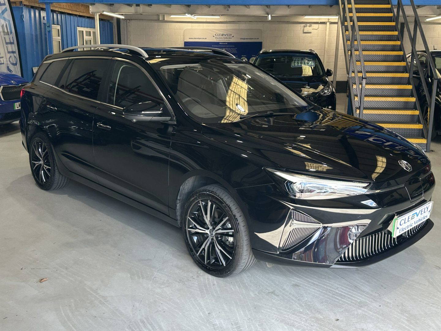 MG 5 Trophy Long Range 61.1kWh - 2023 - Cleevely Electric Vehicles ...