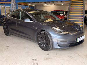 Tesla Model 3 AWD Long Range โ 2020