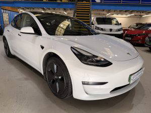 Tesla Model 3 Standard Range Plus RWD โ 2021
