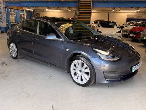 Tesla Model 3 AWD Long Range โ 2020
