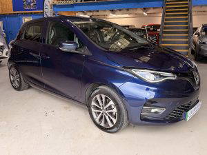 Renault Zoe R135 GT Line+ 52kWh Rapid Charge โ 2022